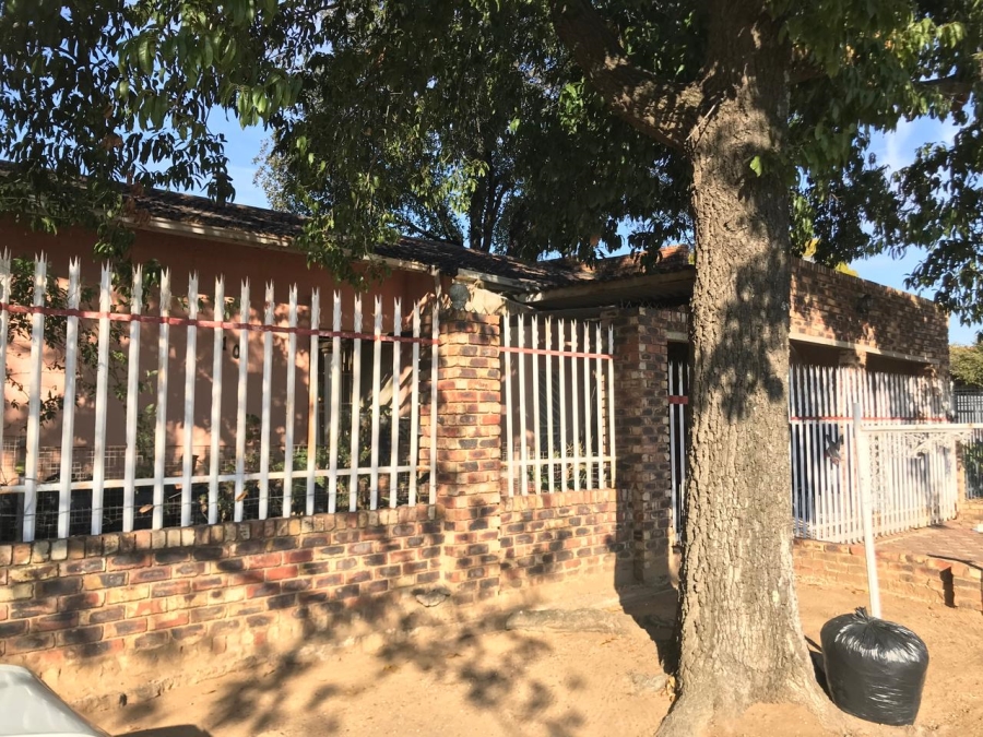 4 Bedroom Property for Sale in Sasolburg Ext 10 Free State